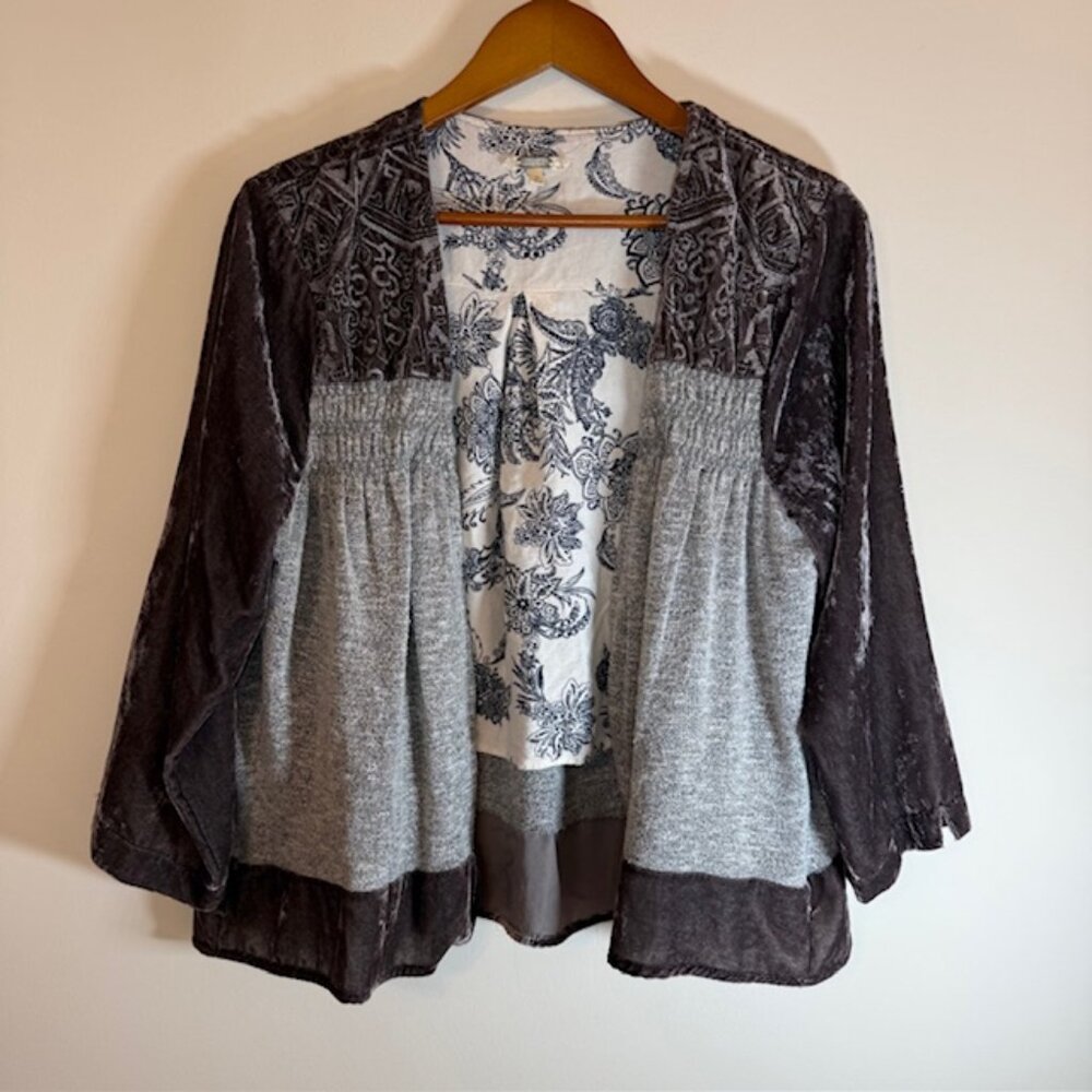 Gimmicks by BKE/Buckle Pieced Velvet Open Front Cardigan Sweater/Jacket - Large - Picture 3 of 12